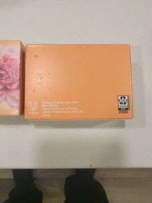 2 Bar Caress Daily Silk Bar Soap Floral Oil Essence White Peach & Orange Blossom 3