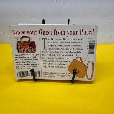 Handbags The Power of the Purse Anna Johnson Fashion History Paperback Book 2002