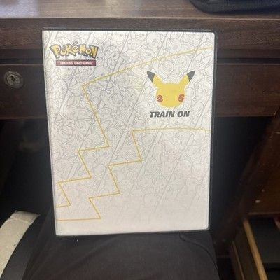Pokémon 25th Anniversary Collector Binder Jumbo Card Size with 1 Pikachu