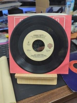 Conway Twitty – Fallin' For You For Years, 7" Vinyl/45 RPM, Warner Bros., 1986 1