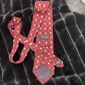Roundtree & Yorke Tie Mens Burgundy Red Silk Geometric Pattern Handmade Classic 1