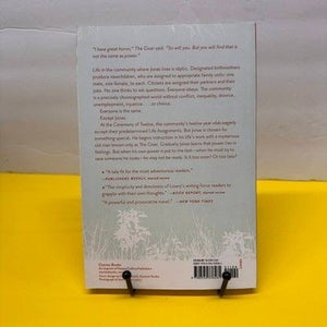 The Giver Lois Lowry Paperback Dystopian Young Adult Fiction Novel Very Good 1