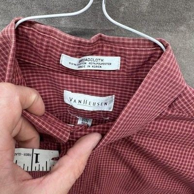 Van Heusen Shirt Mens Medium Red Plaid Short Sleeve Button Up Pocket Pre-Owned