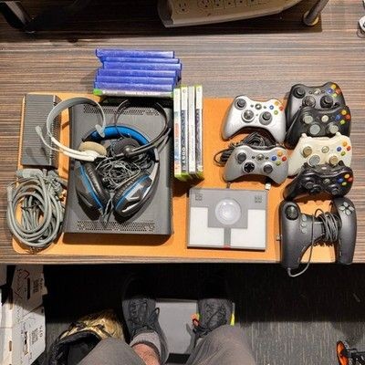 Xbox 360 Elite Console 120GB 5 Controllers 4 Games Headset Used Tested Bundle