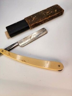 VINTAGE J.A. HENCKELS STRAIGHT RAZOR, TWIN WORKS GERMANY, #30 GRAEF SCHMIDT #RZ5 1