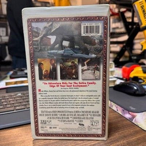 Jumanji VHS Movie Robin Williams Adventure Thriller Family Used 2