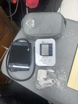 A+D UA-651W-AC  Upper Arm Blood Pressure Monitor 3