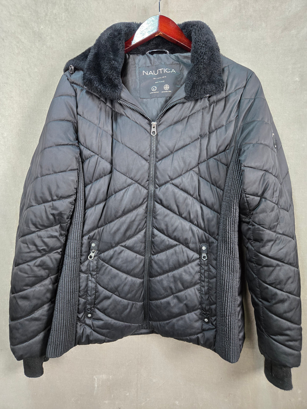 Nautica Men's Black Quilted Puffer Jacket Faux Fur Hood Water Resistant L