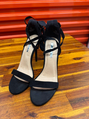 Liliana Rosalia Black Faux Suede Open Toe Lace Up Block Heels Women's Size 8 4
