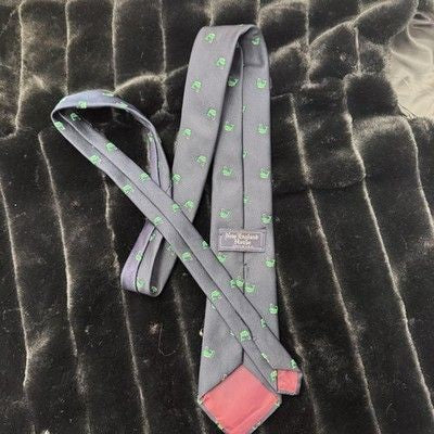 New England House Tie Mens Preppy Whale Novelty Made USA 90s Vintage Necktie