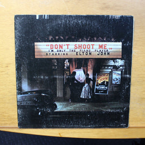 Elton John DON'T SHOOT ME I'M ONLY THE PIANO PLAYER LP MCA RECORDS MCA-2100 1
