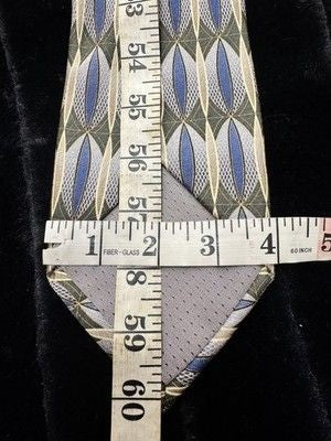 Albert Nipon Tie Mens Silk Geometric Pattern Treated DuPont Teflon 61in Extra Lo 5
