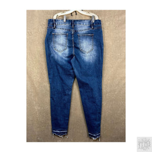 Royalty Women's High-Waisted Skinny Jeans Size 26 Medium Wash Pre-Owned Stretch 5