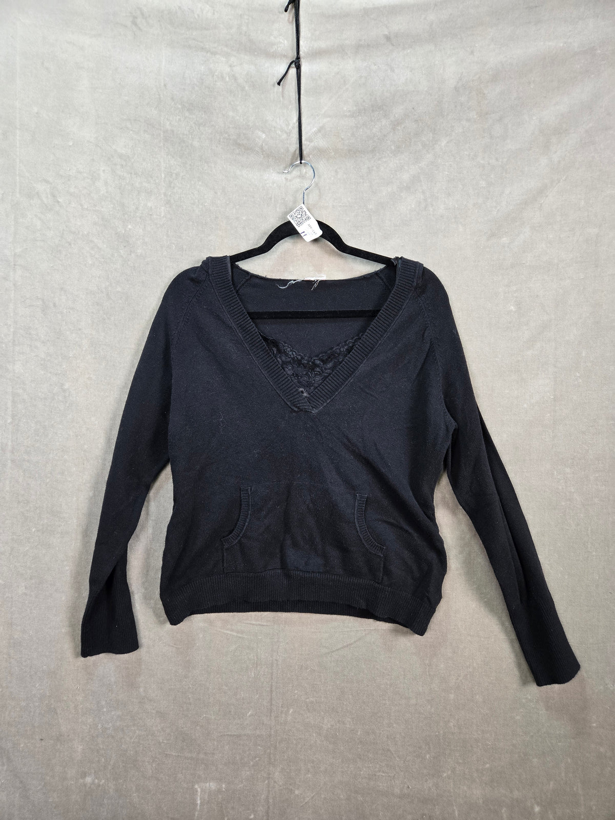 Women's Black Lace Trim Hooded V-Neck Sweater Kangaroo Pocket Size M