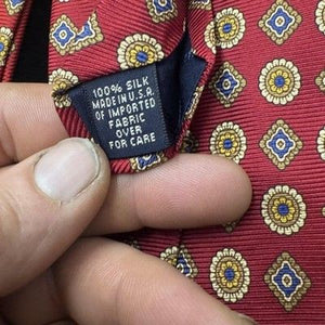 Gap Premium Tie Classic Red Geometric Pattern 100% Silk Made USA Pre-Owned 4