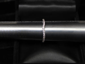 Unbranded Sterling Silver Diamond Accent Ring Size 4 Pre-Owned Gift Box 2