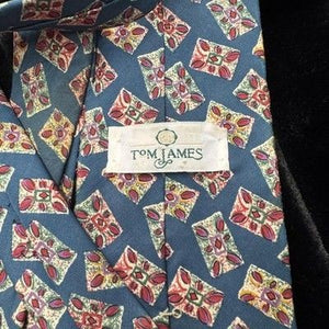 Tom James Silk Necktie Floral Geometric Pattern Pre-Owned Good Condition 4