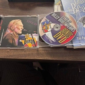 Willie Nelson Live at Billy Bobs Texas CD Bonus DVD Country Music 3