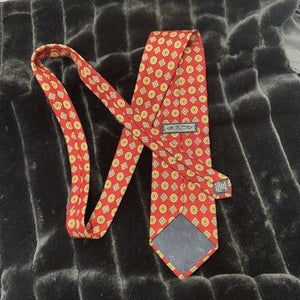 Gap Premium Tie Classic Red Geometric Pattern 100% Silk Made USA Pre-Owned 5