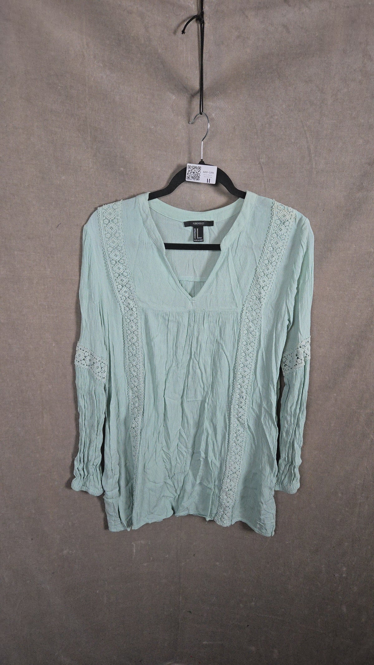 Forever 21 Women's Mint Green Crochet Boho Long Sleeve Tunic Top Size M