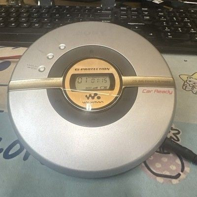 Sony Walkman D-EJ106CK Portable CD Player G-Protection - Tested - Scratch Free