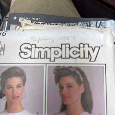 Simplicity Sewing Pattern 7995 Misses Set of Collars Uncut FF 1986