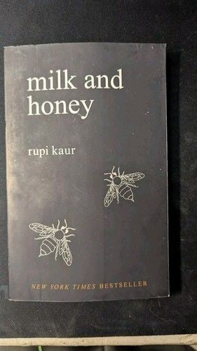 Milk and Honey by Rupi Kaur 2015 Paperback Very Good Condition Poetry