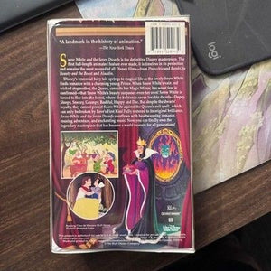 Snow White and the Seven Dwarfs VHS Movie Classic Animation Very Good Condition 2
