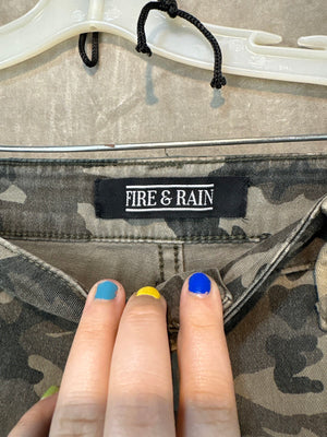 FIRE & RAIN Cargo Pants Camouflage Gray Black White Size 34x32 Good Condition 2