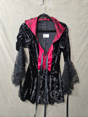 Women's Gothic Vampire Costume Dress Black Red Crushed Velvet Lace Bell Sleeve 1