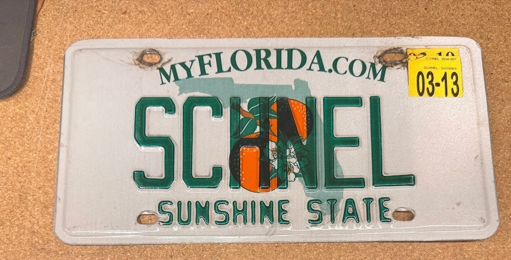 Vintage Expired Florida License Plate SCHNEL German for FAST!