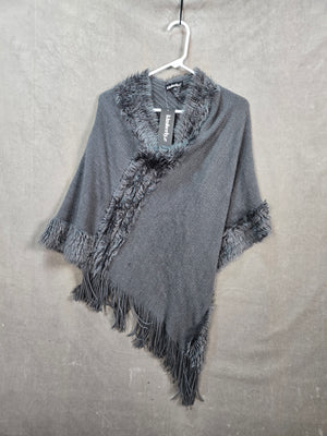 kimberly.c Poncho Gray Fuzzy Fringe Knit One Size New Without Tags V-Neck 5