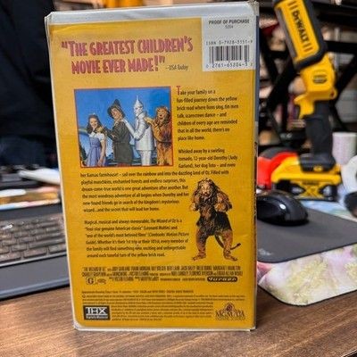 The Wizard of Oz VHS Movie MGM UA Family Entertainment Classic Film