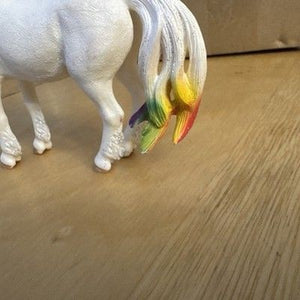 schleich bayala unicorn Foal 4