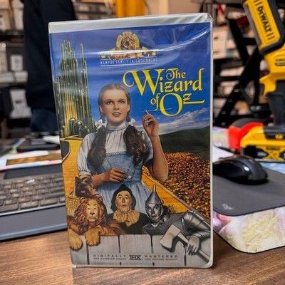 The Wizard of Oz VHS Movie Family Entertainment Classic Film Very Good