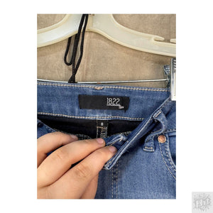 1822 Denim Straight Women's Jeans Size 8 Medium Wash 2