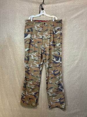 Wrangler OUTDOOR Cargo Pants Men 32x32 Multicolor Camouflage Good Condition 1