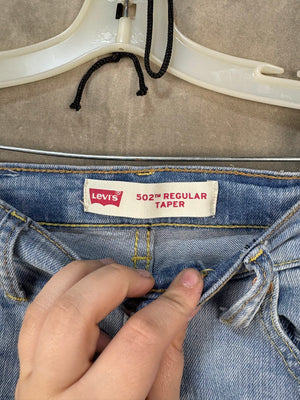 Levi's Jeans 502 Taper Fit Light Wash Blue Size 26 Pre-Owned Regular Fit 2