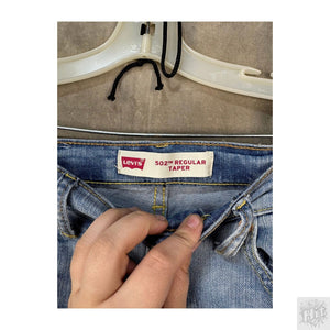 Levi's 502™ REGULAR TAPER Straight Women's Jeans Size 26 Light Wash 2