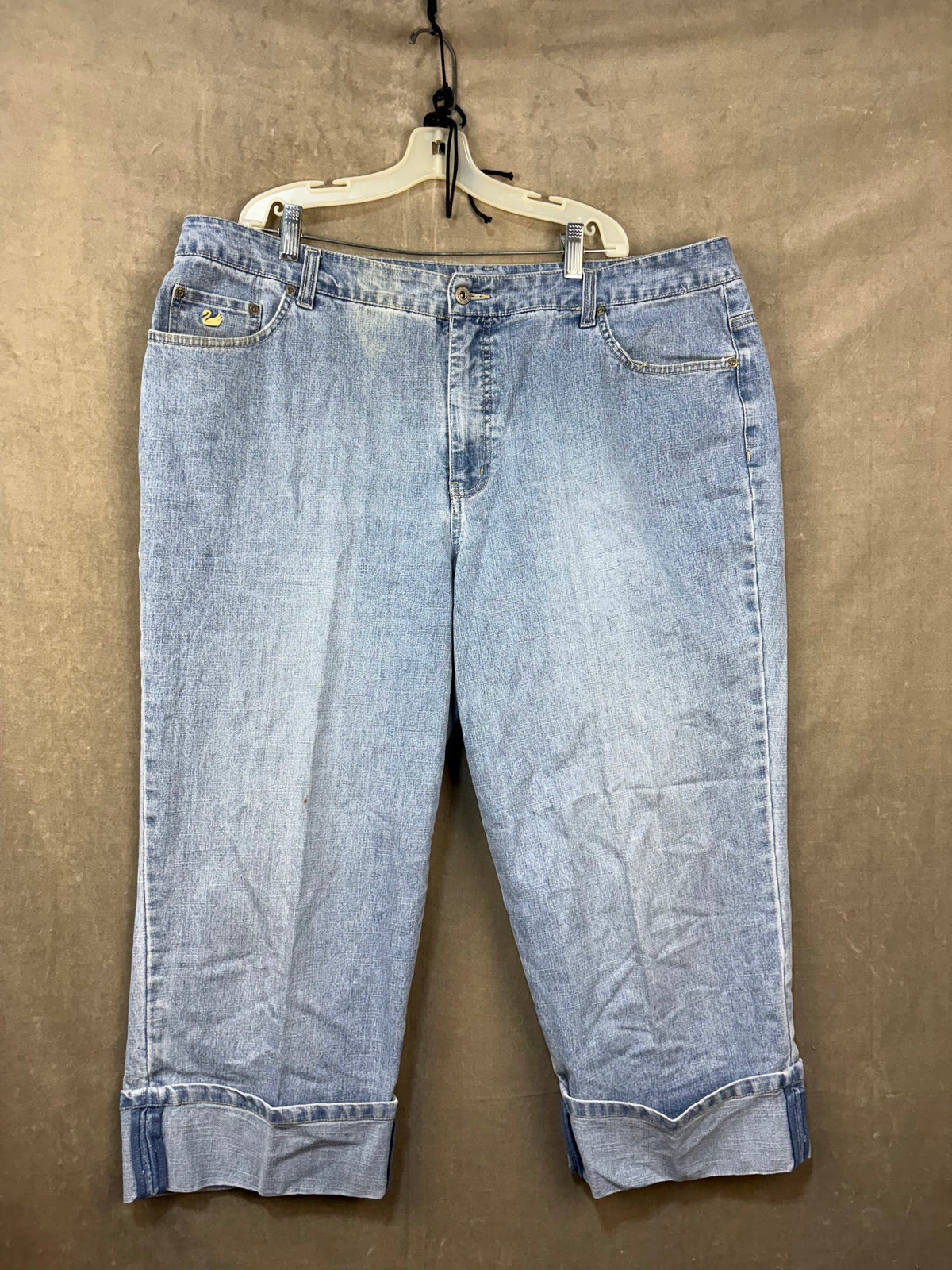 Gloria Vanderbilt Women's Jeans Size 10 Light Wash Cropped Relaxed Fit Pre-Owned