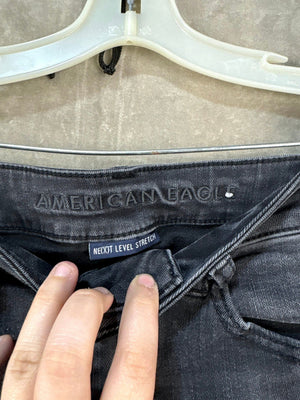 American Eagle Distressed Black Skinny Jeans, Size 8 2